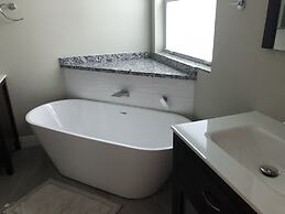 4 Bedroom Home by Ideal Experience VR