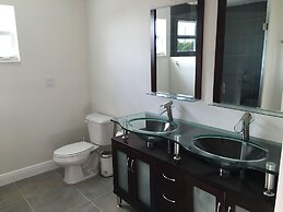 4 Bedroom Home by Ideal Experience VR