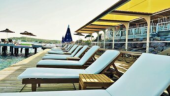 Assos Longevity Hotel