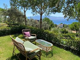 Assos Longevity Hotel