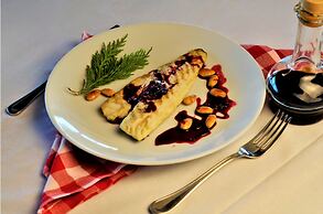 Assos Longevity Hotel