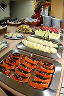 Nascimento Praia Hotel