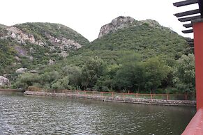 Casa Azuela & Valencia