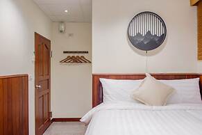 Jiufen The Dragon Inn