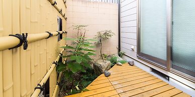 Guesthouse Na-No-Hana - Caters to Women - Hostel