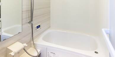 Guesthouse Na-No-Hana - Caters to Women - Hostel