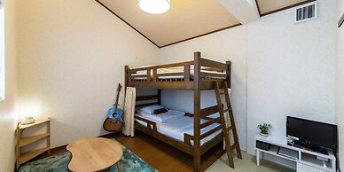 Guesthouse Na-No-Hana - Caters to Women - Hostel