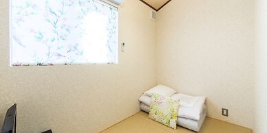 Guesthouse Na-No-Hana - Caters to Women - Hostel