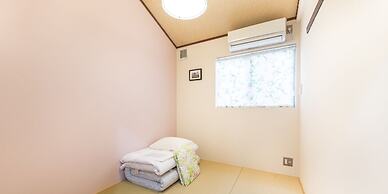 Guesthouse Na-No-Hana - Caters to Women - Hostel