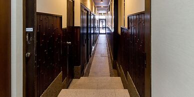 Guesthouse Na-No-Hana - Caters to Women - Hostel