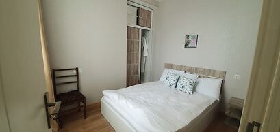 Vazi Aparthotel