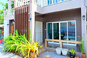 Tharadol Beach Resort