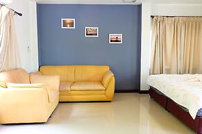 Tharadol Beach Resort