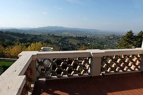 La Rocca Guest House & Spa