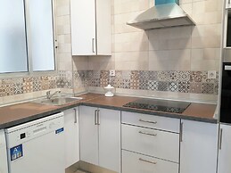 Apartamento Pintor Salvador Abril