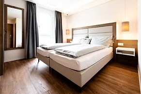 Hotel & Cafe Rubus