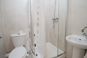 Wimbledon South by Allô Housing