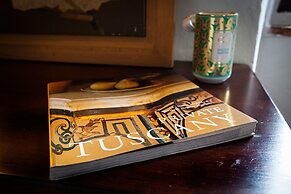 Podere Terreno alla Via della Volpaia