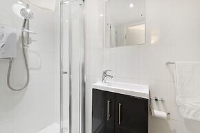 Bond Street Apartments