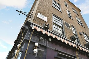 Bond Street Apartments