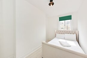 Bond Street Apartments