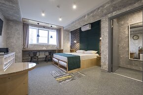 Pogosti.ru na Slavyanskom Bulvare