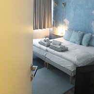 Francis B&B Superior