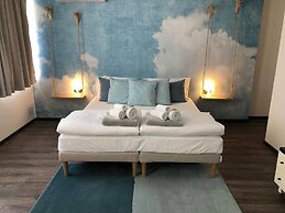 Francis B&B Superior