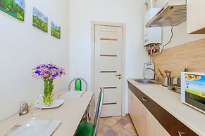 Apartments on Kuznechnyy 19