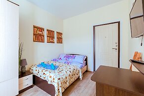 Apartments on Kuznechnyy 19