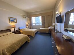 Ever Green Hotel