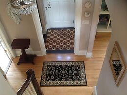 1810 Emerson House Bed & Breakfast - Adults Only