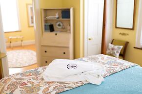 1810 Emerson House Bed & Breakfast - Adults Only