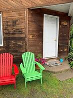 Pine Crest Motel And Cabins