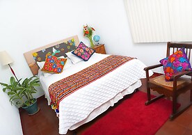 Quetzalroo Boutique Hostel