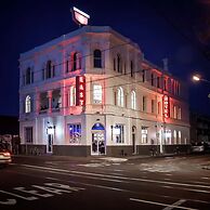 East Brunswick Hotel