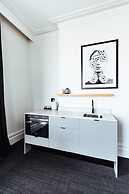 East Brunswick Hotel