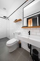 East Brunswick Hotel