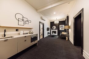 East Brunswick Hotel