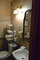Innkeeper Motel