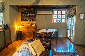 Observatory Cottages