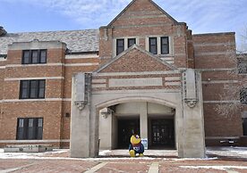 Tru by Hilton Lawrence