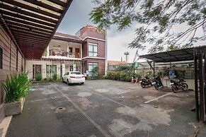 Jayagiri Guesthouse By Belgareti