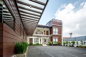 Jayagiri Guesthouse By Belgareti