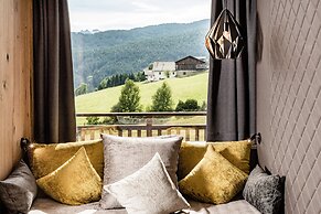SONNENBERG | Panorama Dolomites Wellbeing