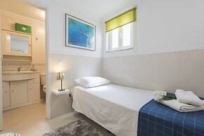 Universal Lisboa Apartment