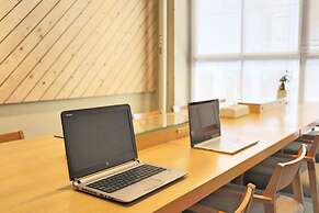 Travel&Book Hotel Hulaton Cabin Takamatsu - Hostel