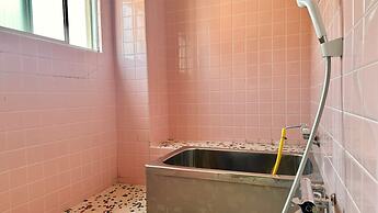 Travel&Book Hotel Hulaton Cabin Takamatsu - Hostel