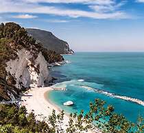 Saecula Natural Village Experience