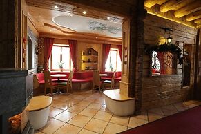 Albergo Centrale Forni